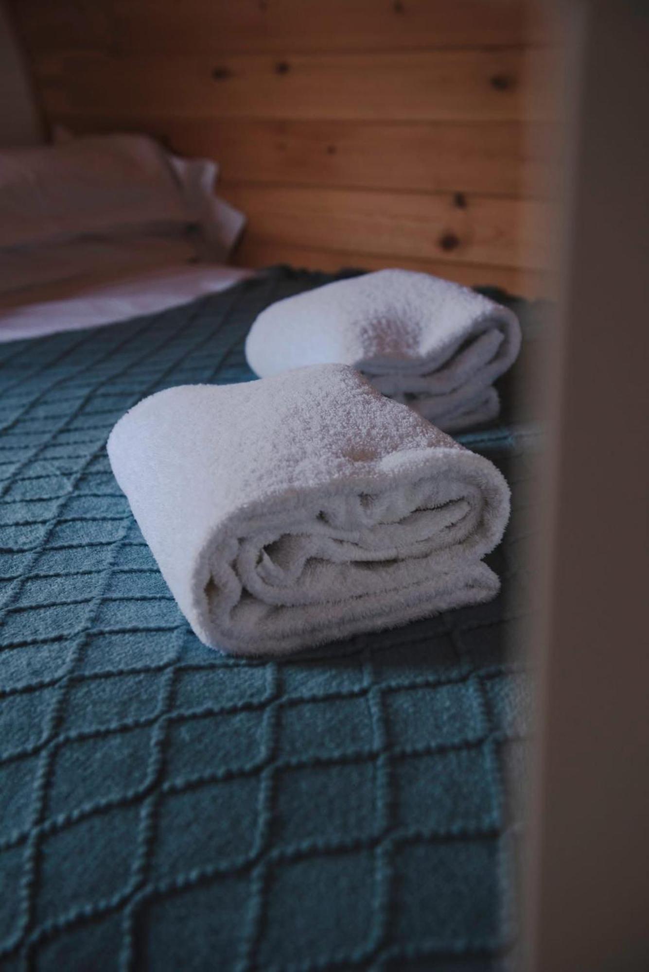 Carlton Manor Pods Apartment Aldbrough Ngoại thất bức ảnh